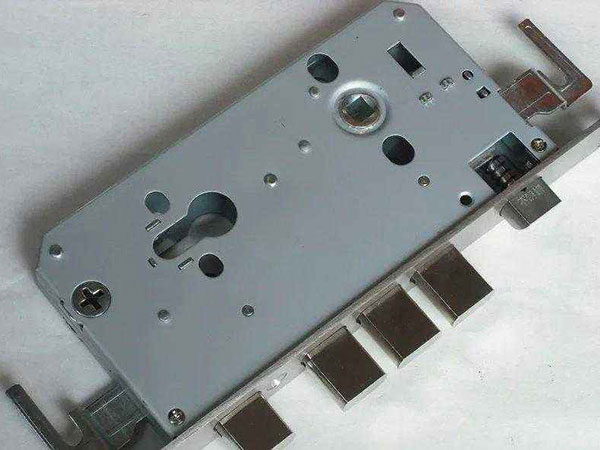 亭湖24小时上门开锁公司